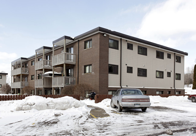 1125 Mark Ct - Mark Court Apartments
