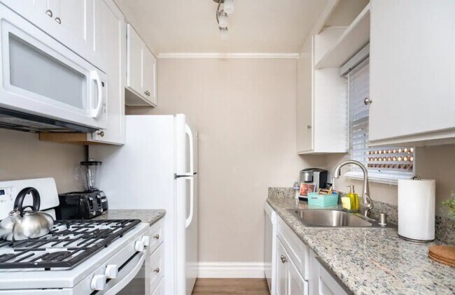 Building Photo - Old Town San Diego Unit