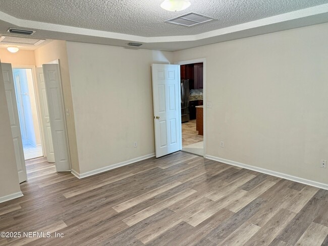 Building Photo - 1143 Summer Springs Drive