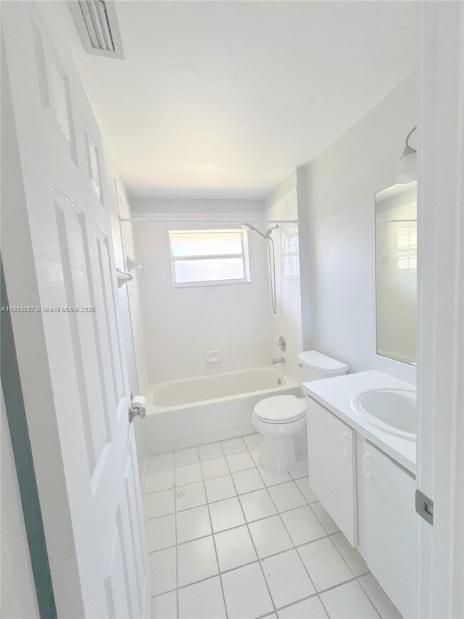 Building Photo - 3863 NW 122nd Terrace