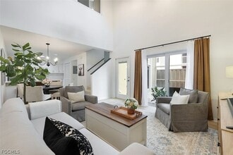 Building Photo - 13171 Whitehaven Ln