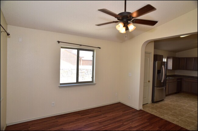 Building Photo - 14325 Island Point Dr