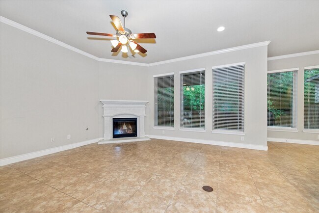 Building Photo - 51 Daffodil Meadow Pl