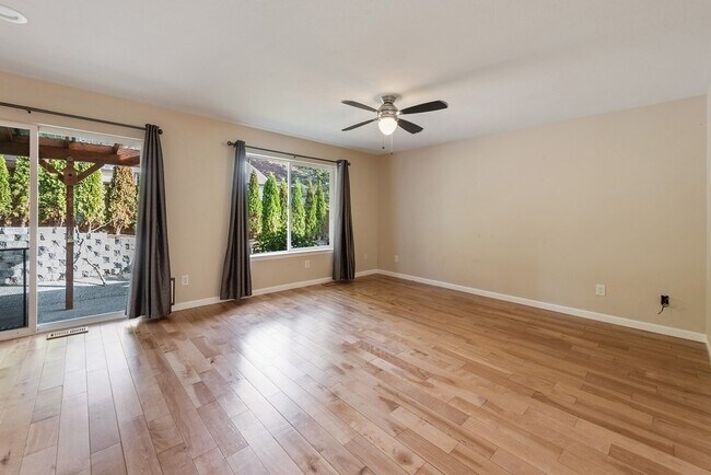 Building Photo - 207 79th Pl SW