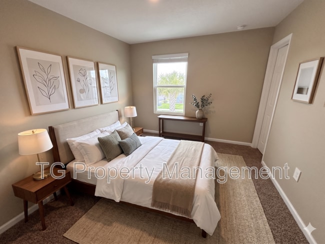 Building Photo - 903 Rivertree Pl