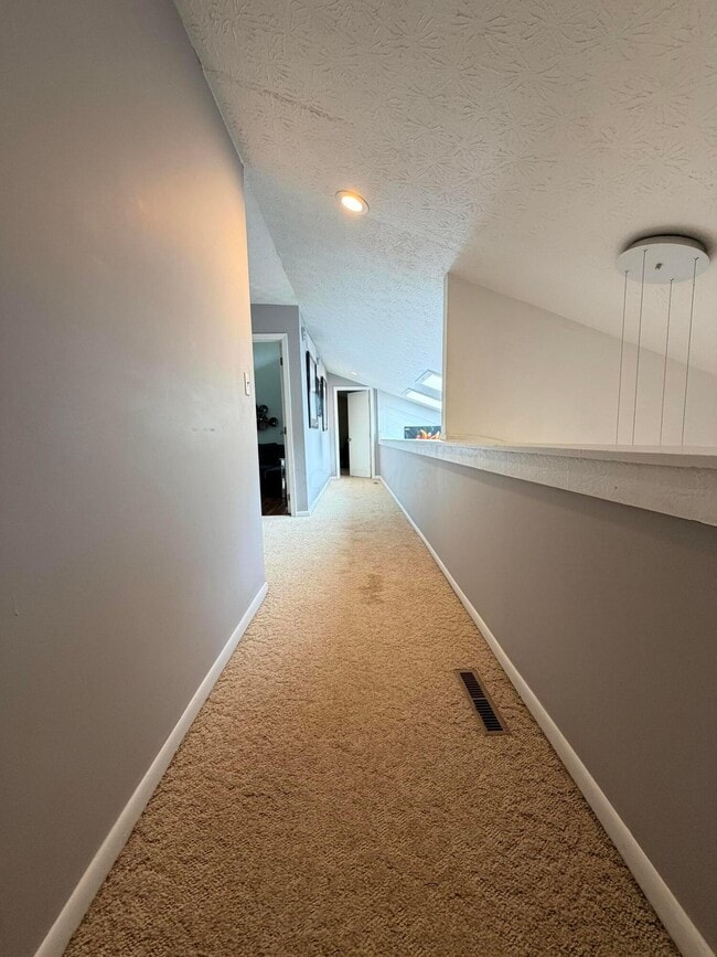 Building Photo - 8226 Glencree Pl