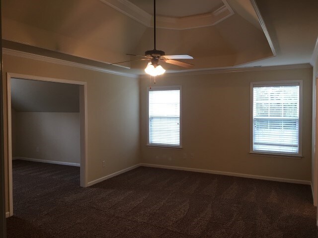 Building Photo - 4010 Farmville Ct