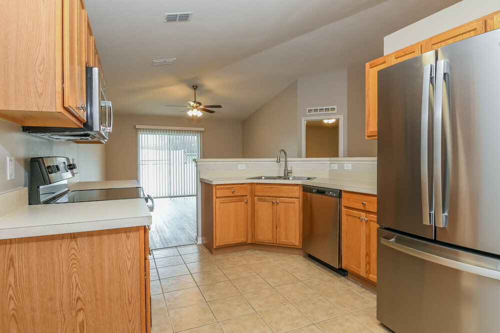 Building Photo - 2406 Foxhollow Rd