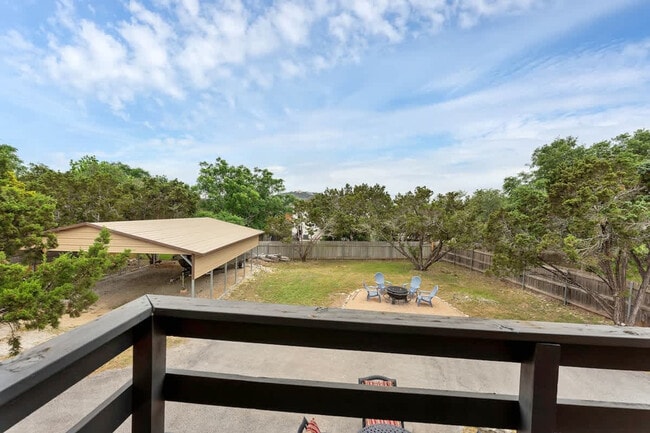 Building Photo - 1142 Amanda