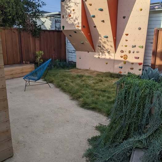 Building Photo - 2451 Havenscourt Blvd