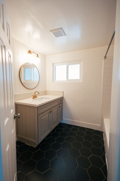 Building Photo - 231 Hannalei Dr