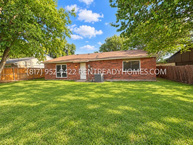 Building Photo - 5332 Marsh Dr