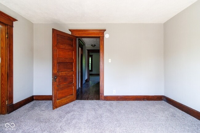 Building Photo - 1210 N Olney St