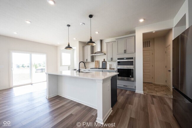 Building Photo - 6809 Blackwater Ln
