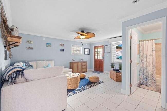 Building Photo - 284 44th Ave