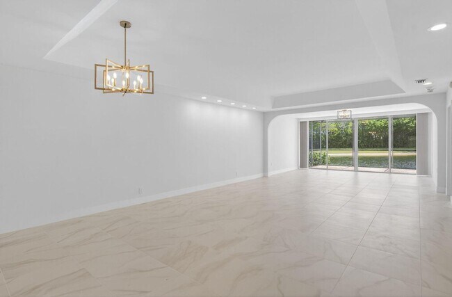 Building Photo - 9151 Pine Springs Dr