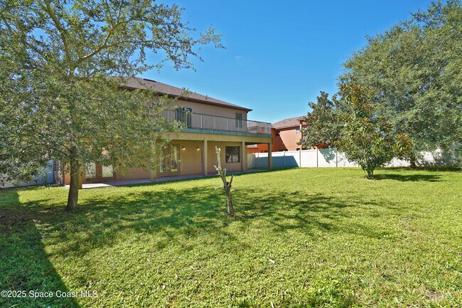 Building Photo - 1185 Talon Way
