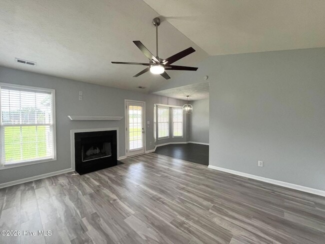 Building Photo - 108 Chapel Hill Dr