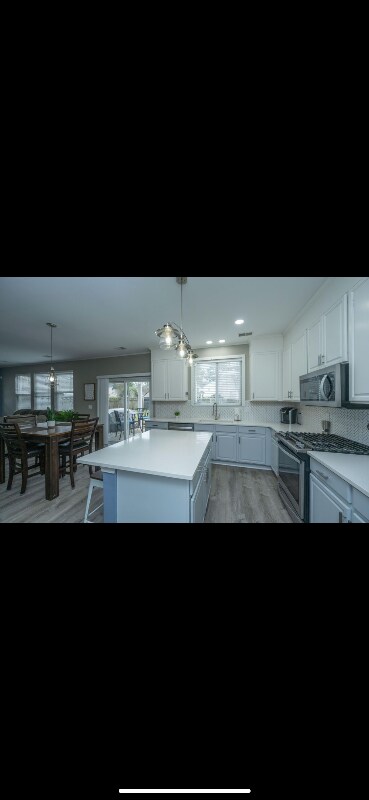 Building Photo - 103 Graduate Ln