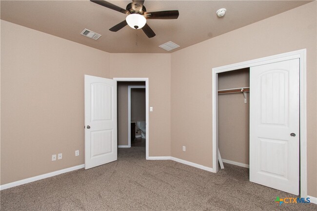 Building Photo - 12612 Timber Heights Dr