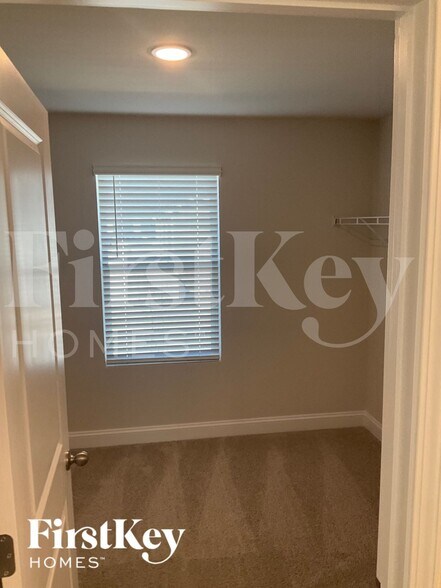 Building Photo - 5407 Cobblestone Glen Dr