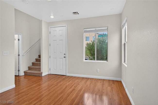 Building Photo - 8038 Kings Ransom St