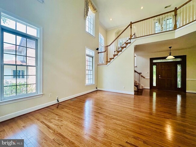Building Photo - 1460 Carrington Ridge Ln