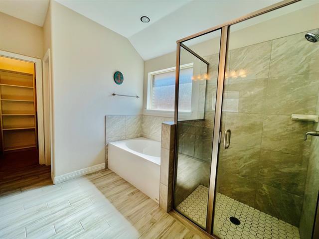 Building Photo - 110 Frank St