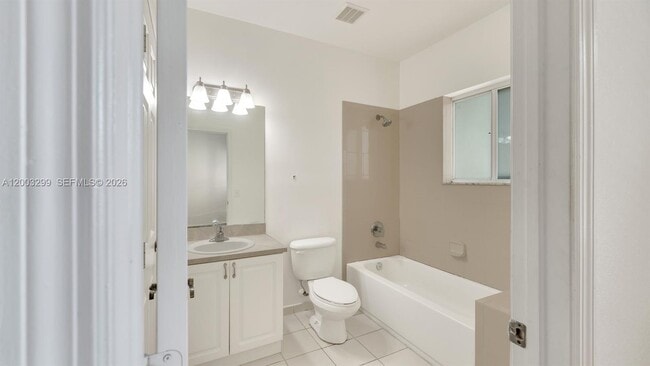 Building Photo - 1916 SE 23rd Ave