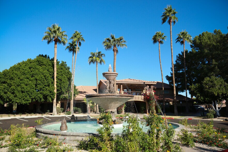 Building Photo - 7 W Mohawk Dr