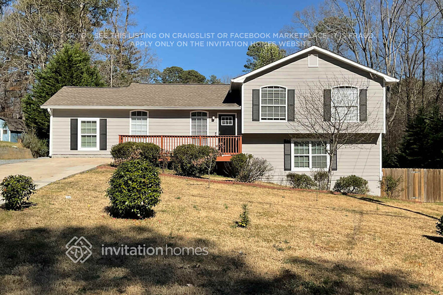 Primary Photo - 2033 Carriage Way