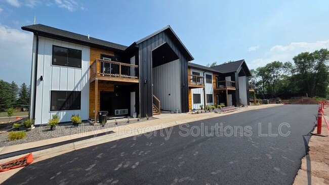 Building Photo - 1221 Commonwealth Ave