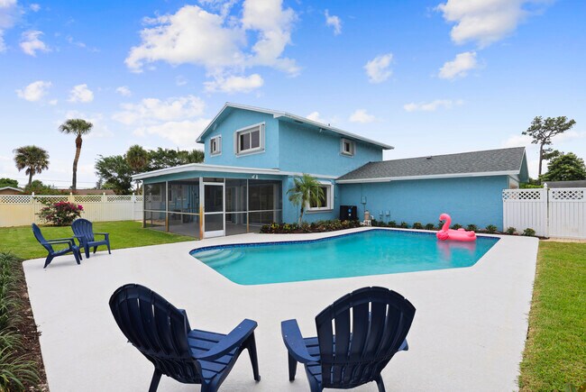 Building Photo - 3905 Flag Dr