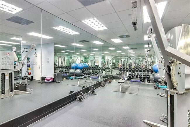 Building Photo - 1865 Brickell Ave