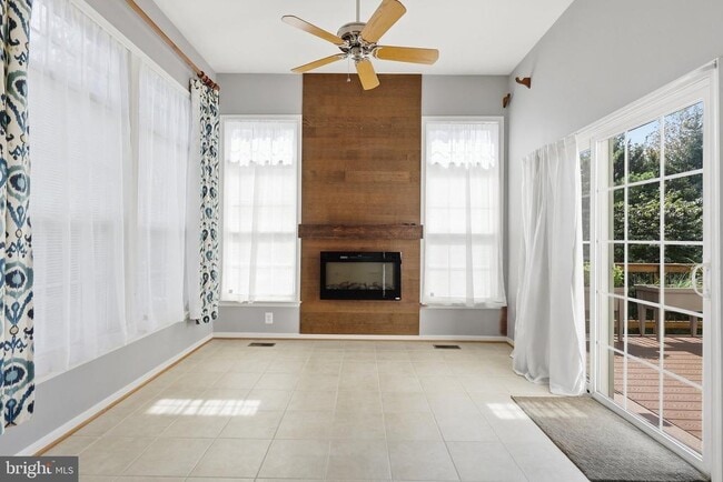 Building Photo - 24699 Siltstone Square