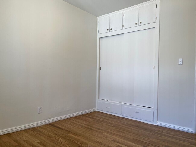 Building Photo - KESTER