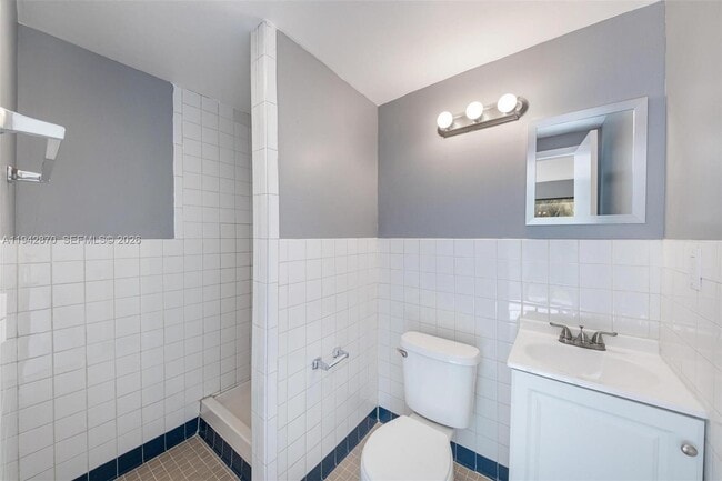 Building Photo - 2348 SW 138th Pl