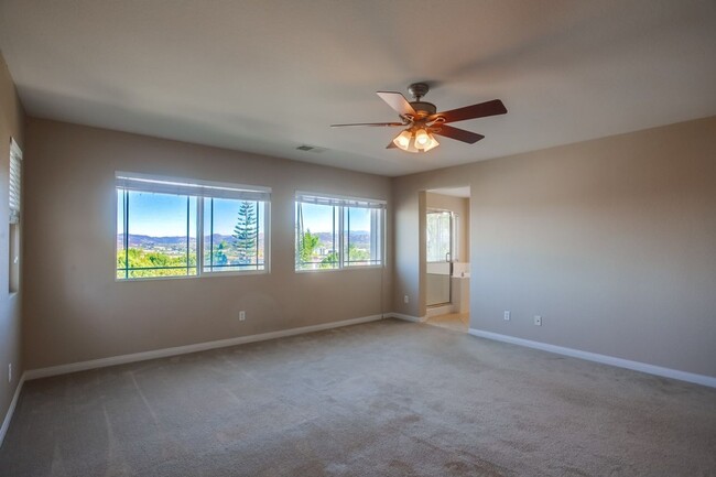 Building Photo - Spacious Rosemont 4-bedroom with Loft, and...