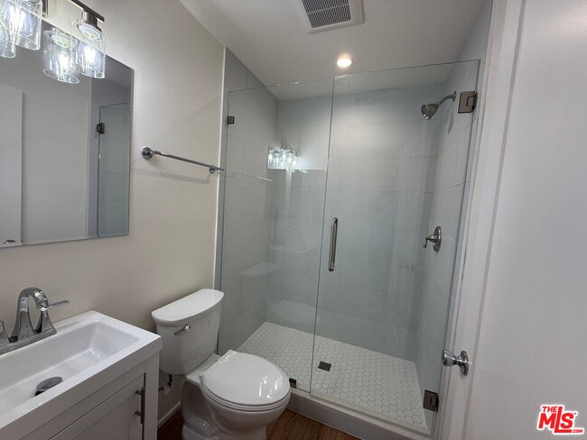 Building Photo - 2320 Carnegie Ln