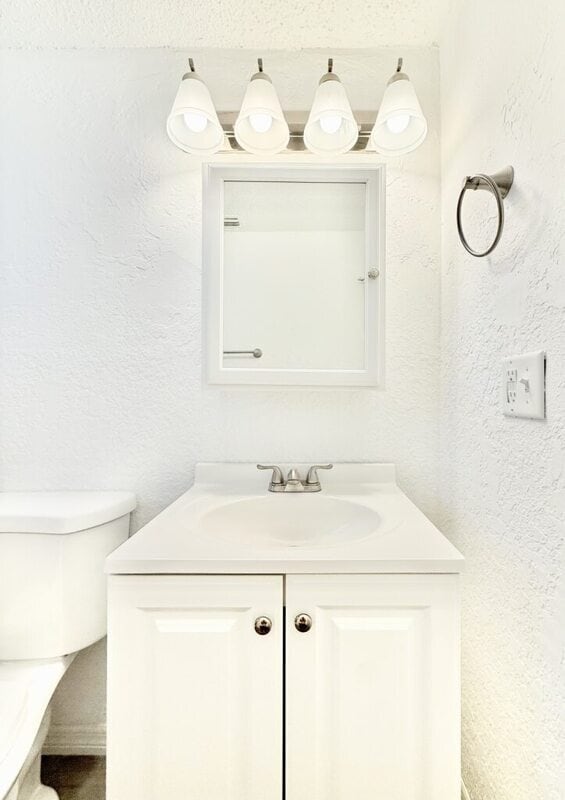 Building Photo - 5707 Quist Dr