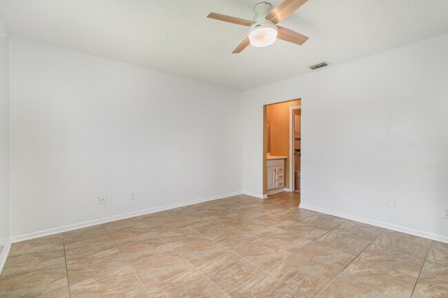 Building Photo - 5737 Whitaker Rd