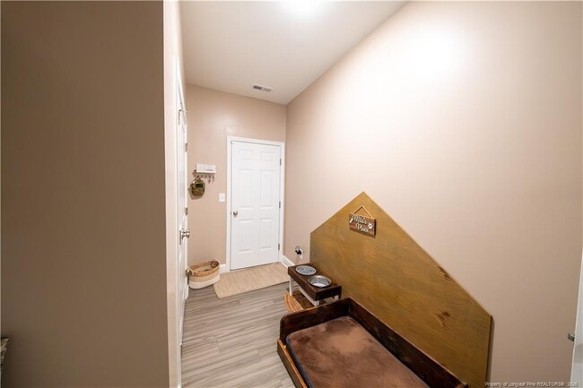 Building Photo - 416 Kiki Dr