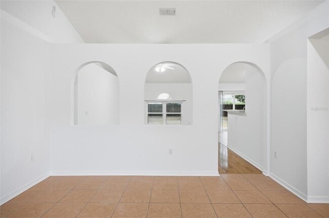 Building Photo - 38 Bud Field Dr
