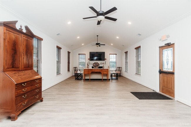 Building Photo - 177 Villa Oak Cir