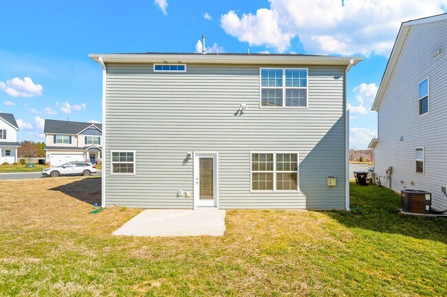 Building Photo - *Beautiful Home @ Aberdeen on Lake Mackintosh*