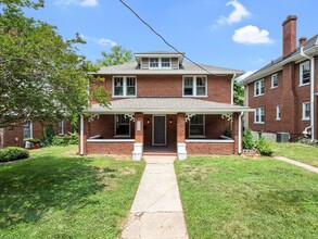 Building Photo - 524 Riverland Rd SE