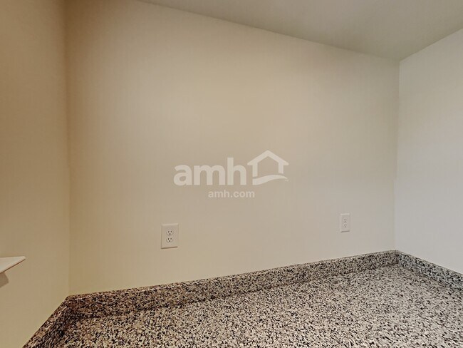 Building Photo - 132 Rivulet Dr