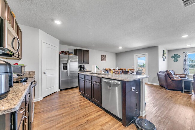 Building Photo - 507 Merganser Way