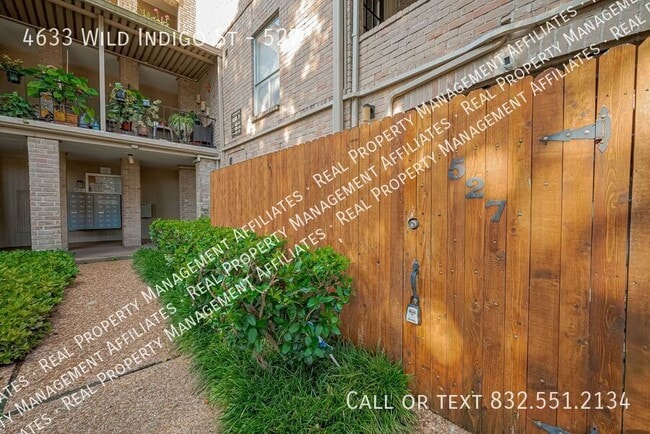 Building Photo - 4633 Wild Indigo St