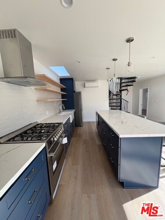 Building Photo - 6506 W 83rd St